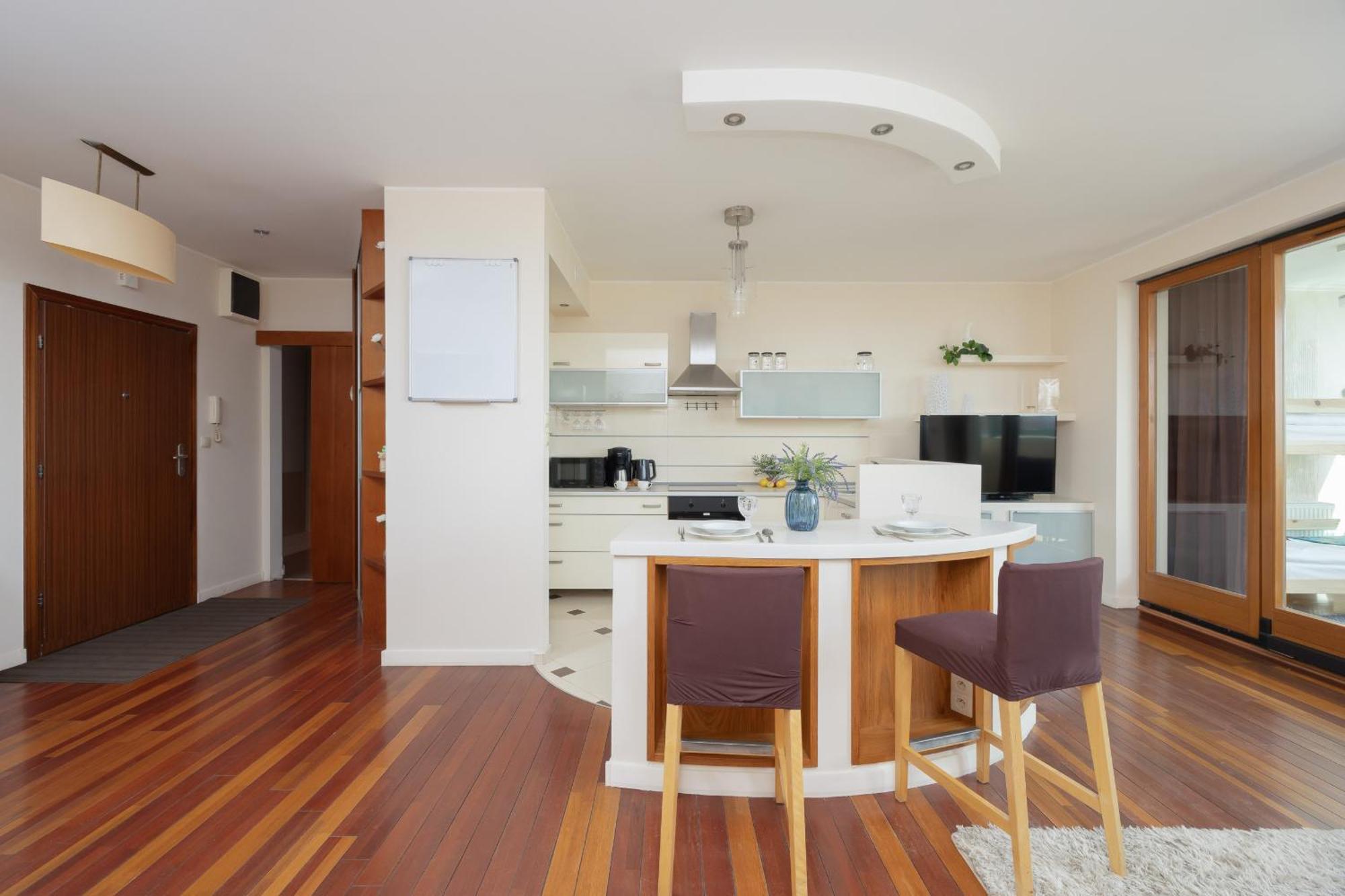 Cozy With Terrace Near Zachodnia By Renters Apartmán *